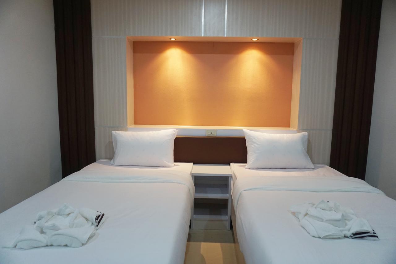 Honey Hotel Чиангсен Экстерьер фото