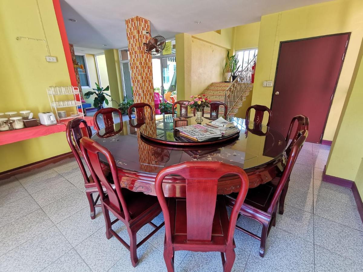 Honey Hotel Чиангсен Экстерьер фото