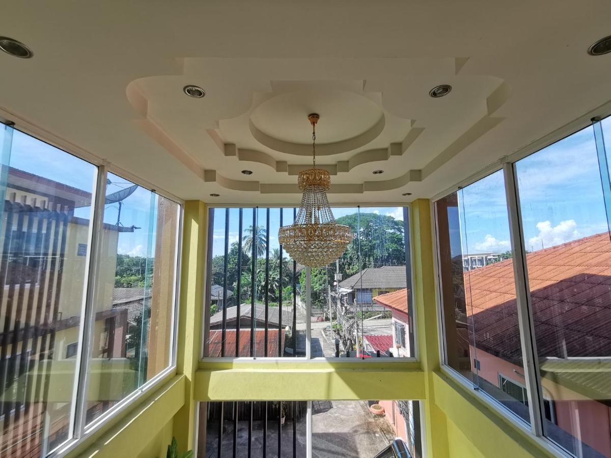 Honey Hotel Чиангсен Экстерьер фото